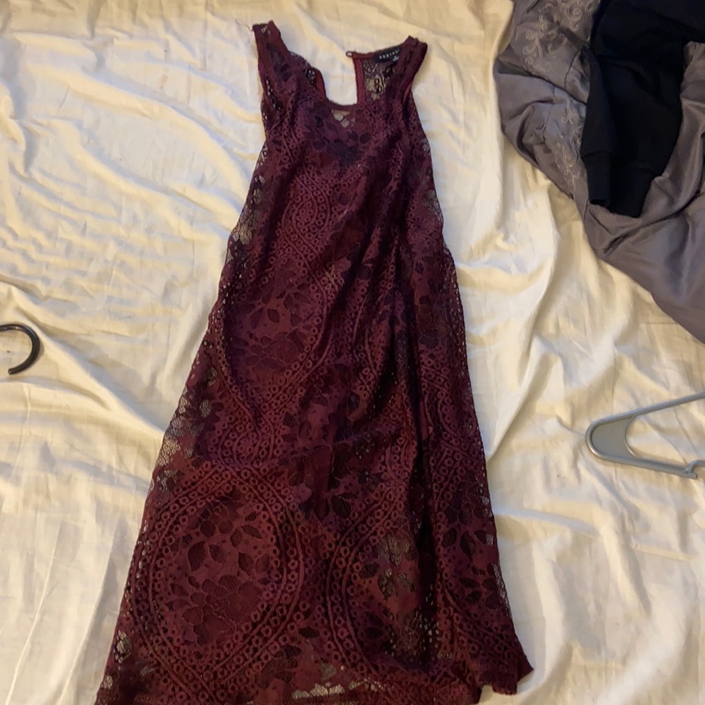 Women’s Burgundy Dress